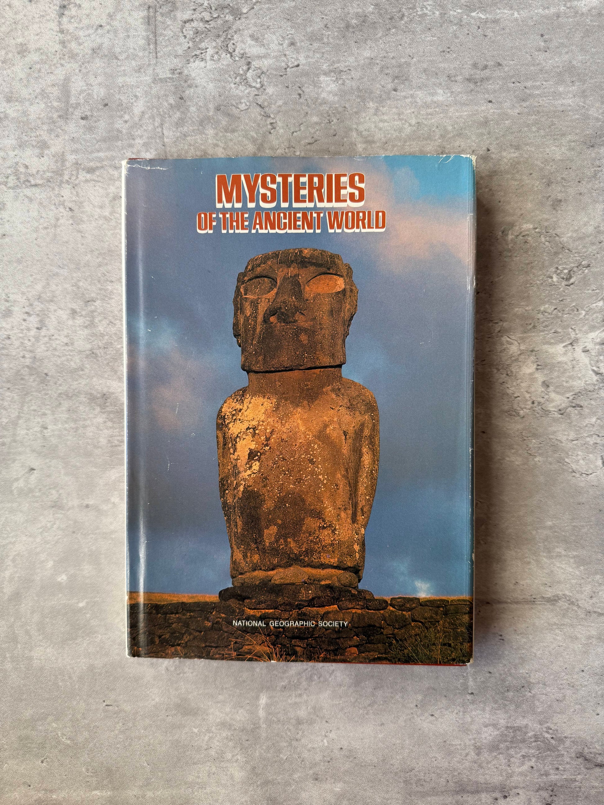 Mysteries of the Ancient World - National Geographic. Shop for new and used books with The Stone Circle, the only online bookstore near you in Nevada City, California.