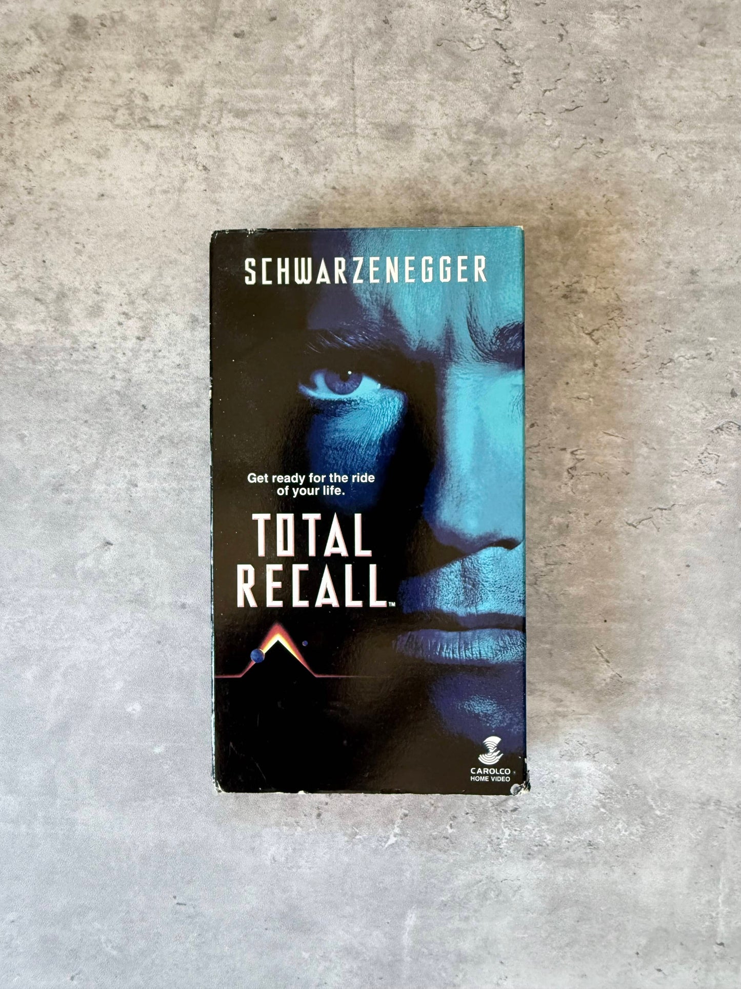 Total Recall by Paul Verhoeven. Shop for new and used books with The Stone Circle, the only online bookstore near you in Nevada City, California.